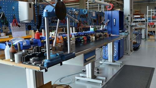 Assembly department at BJ-Gear 